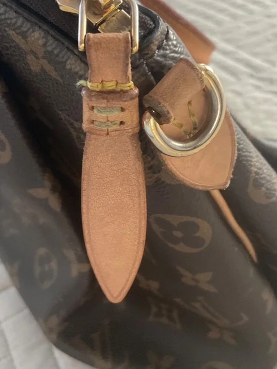 Louis Vuitton Speedy Style Handbag - Picture 6 of 11